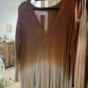 Long urban outfitters ombré sweater size xsmall